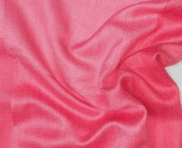 Red_&_Pink_Premium_Wool_Textured_Self-Design_Winter_Stole_with_Fringes_(70x180_cm)