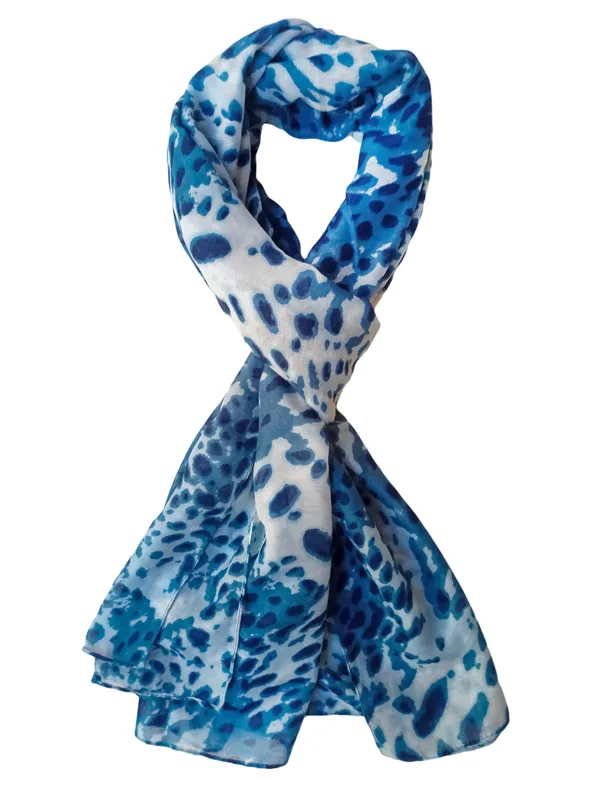 Stylish_Blue_Leopard_Print_Poly_Cotton_Women's_Scarf_(100x180_cm)