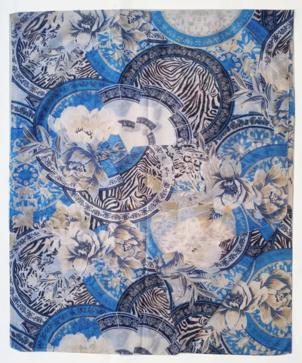 Elegant_Blue_&_Beige_Floral_Print_Poly_Cotton_Stole_(70x180_cm)