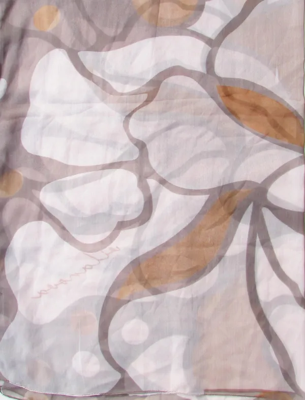 Beige_&_Grey_Big_Butterfly_Print_Polyester_Chiffon_Women's_Stole_(100x180_cm)
