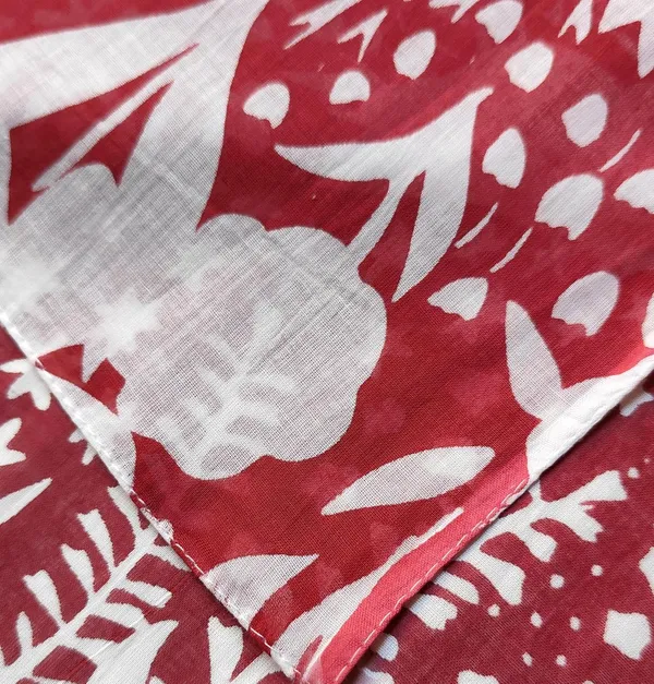 Jungle_Leaves_Red_&_White_Cotton_Women's_Scarf_(70x180_cm)