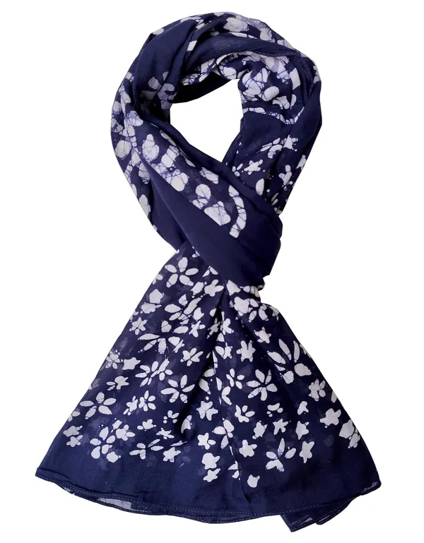 Paisley_Batik_Print_Blue_&_White_Cotton_Women's_Scarf_(100x180_cm)