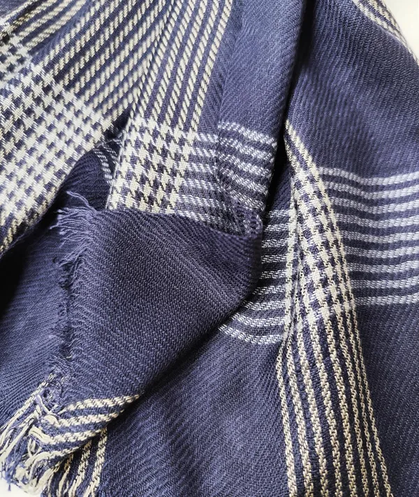 Dark_Blue_Yarn_Dyed_Viscose_Blend_Scarf_with_Double_Line_Pattern_(70x180_cm)