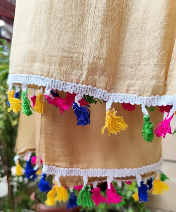 Solid_Dark_Sand_Beige_Cotton_Scarf_with_Tassels_(100x180_cm)