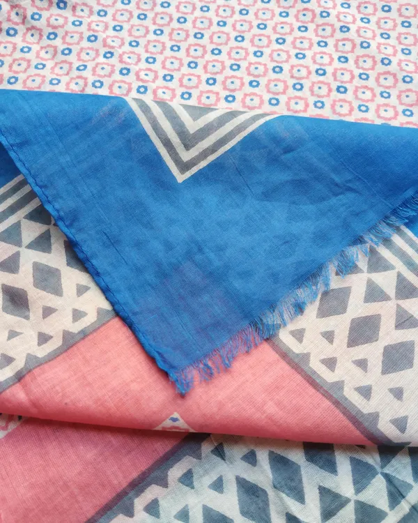 Fabtone_Kalamwri_Printed_100%_Soft_Cotton_Scarf_/_Stole_for_Women’s_100x180_cms_Blue_Pink,_Summer_Style