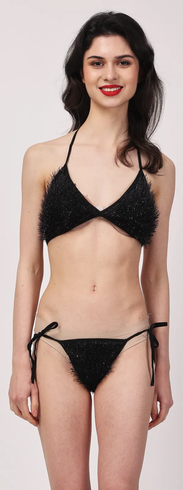 Black_Polyamide_Non_Padded_Fur_Bikini_Beachwear_For_Women
