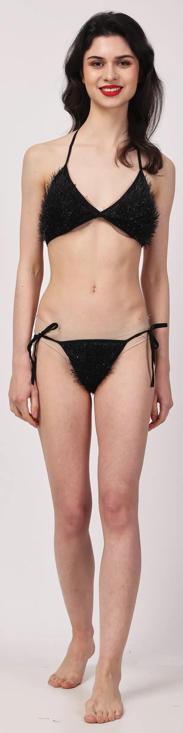 Black_Polyamide_Non_Padded_Fur_Bikini_Beachwear_For_Women