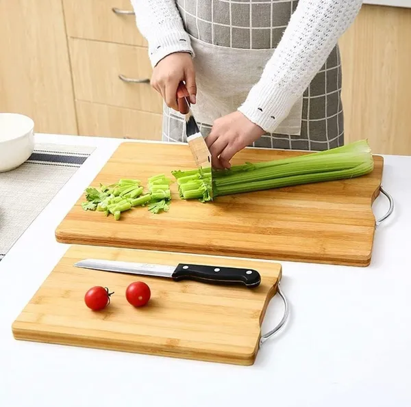 Bamboo_Cutting_Board-_Durable,_Eco-Friendly_Wooden_Chopping_Board_for_Kitchen