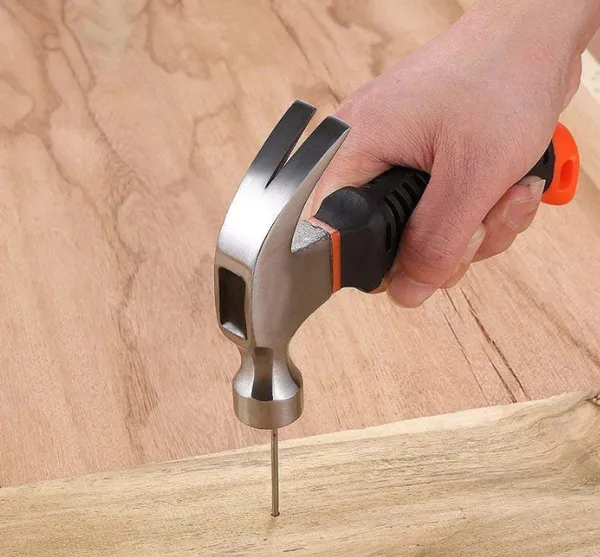 Mini_Hammer_-_Compact,_Durable_Multi-Use_Hammer_for_Home,_Office_&_DIY_Projects