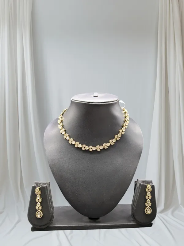 Victorian_Finishing_Brass_Necklace_Set_For_Women