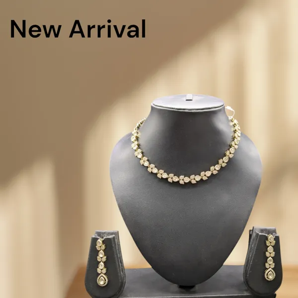Victorian_Finishing_Brass_Necklace_Set_For_Women