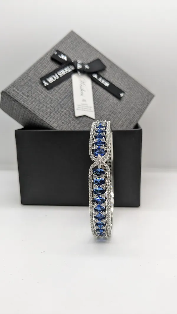 Silver_&_Blue_Brass_Bracelet_For_Women