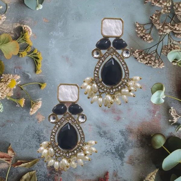 Black_Zinc_&_Copper_Stylish_&_Fancy_Earring_For_Women