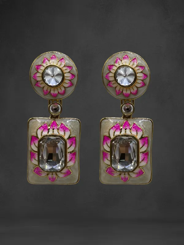 Light_Grey_Metal_Stylish_&_Fancy_Earring_For_Women
