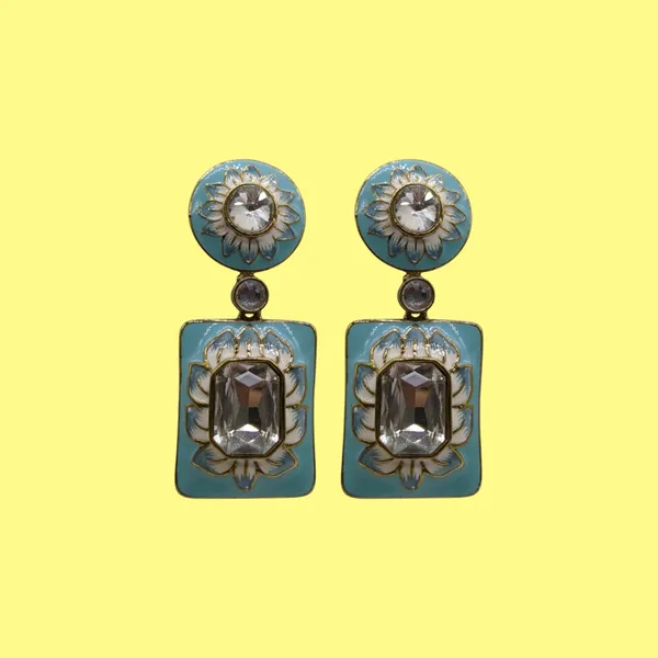 Sky_Metal_Stylish_&_Fancy_Earring_For_Women