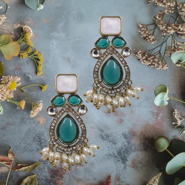 Sky_Zinc_&_Copper_Stylish_&_Fancy_Earring_For_Women
