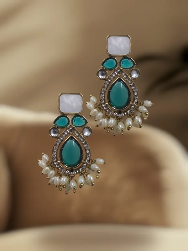 Sky_Zinc_&_Copper_Stylish_&_Fancy_Earring_For_Women