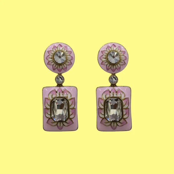 Pink_Metal_Stylish_&_Fancy_Earring_For_Women