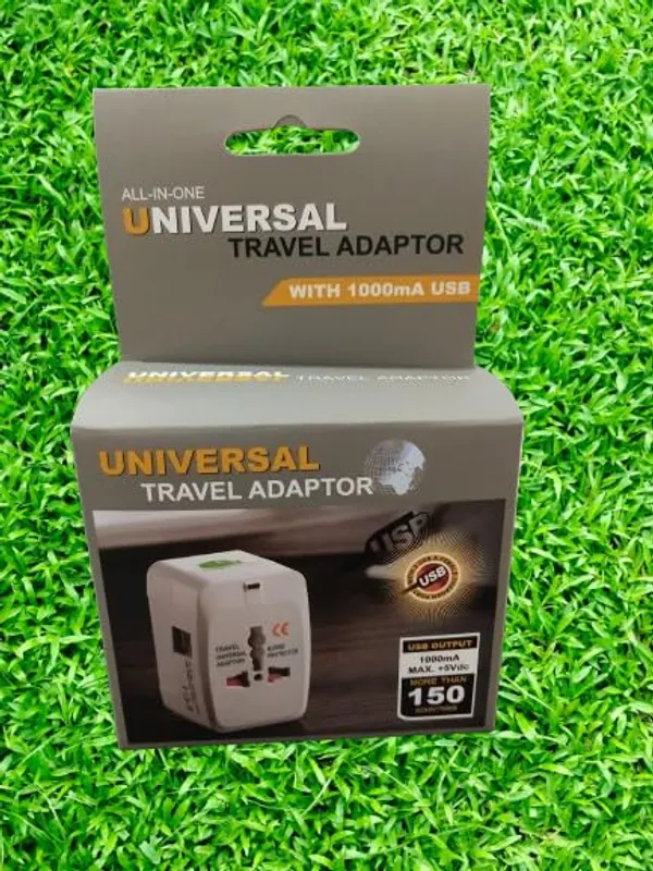 FLYTOP_Universal_Travel_Adapter_With_Built_In_Dual_USB_Charger_Ports_With_100-240V_Surge/Spike_Protected_Electrical_Plug_Worldwide_Adaptor__(White)