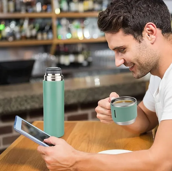 Stainless_Steel_Thermo_500ml/16.9oz_Vacuum_Insulated_Bottle_with_Cup_for_Coffee_Hot_drink_and_Cold_drink_water_flask.(BLACK_)