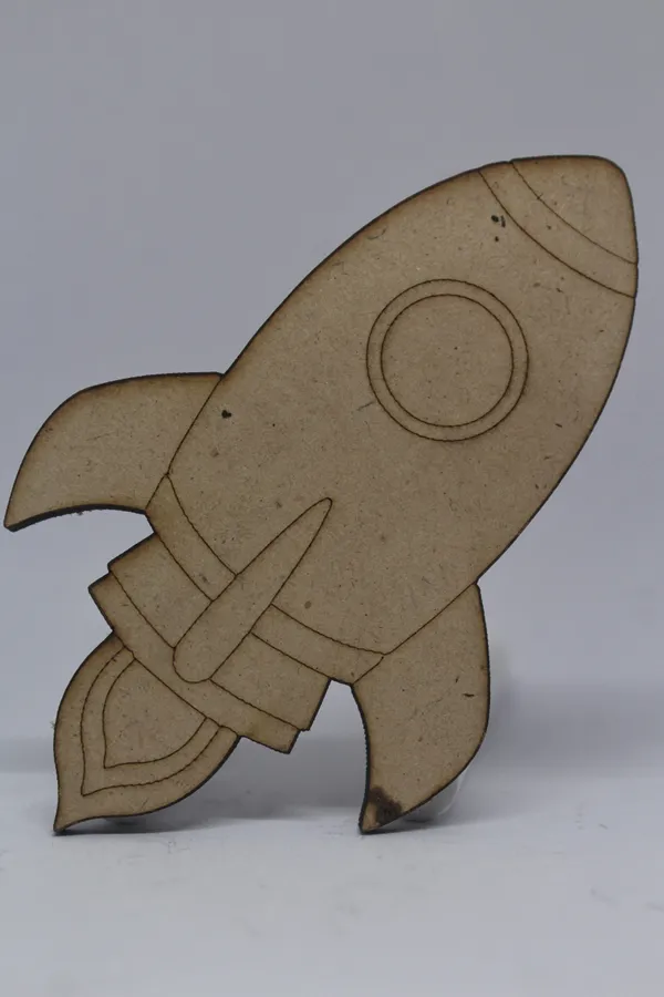 Pre-Marked_MDF_Space_Cutout_DIY_Kit_Size_10_cm_X_10_cm_thickness_2_mm_Pack_of_4_with_colors_and_brushes.
