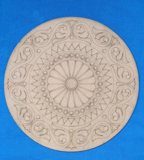 Brown_Pre-Marked_12_Inch_,_(30_cm)_MDF_Round_Board_,_with_colors_and_brushes_.