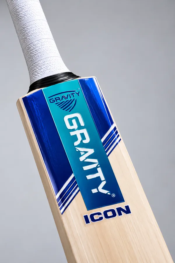 GRAVITY_ICON_Leather_Cricket_Bat