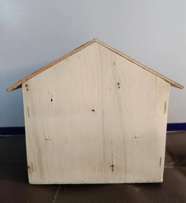 Bird_House_For_Balcony,_garden_and_home_decoration