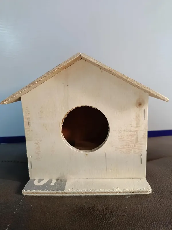 Bird_House_For_Balcony,_garden_and_home_decoration