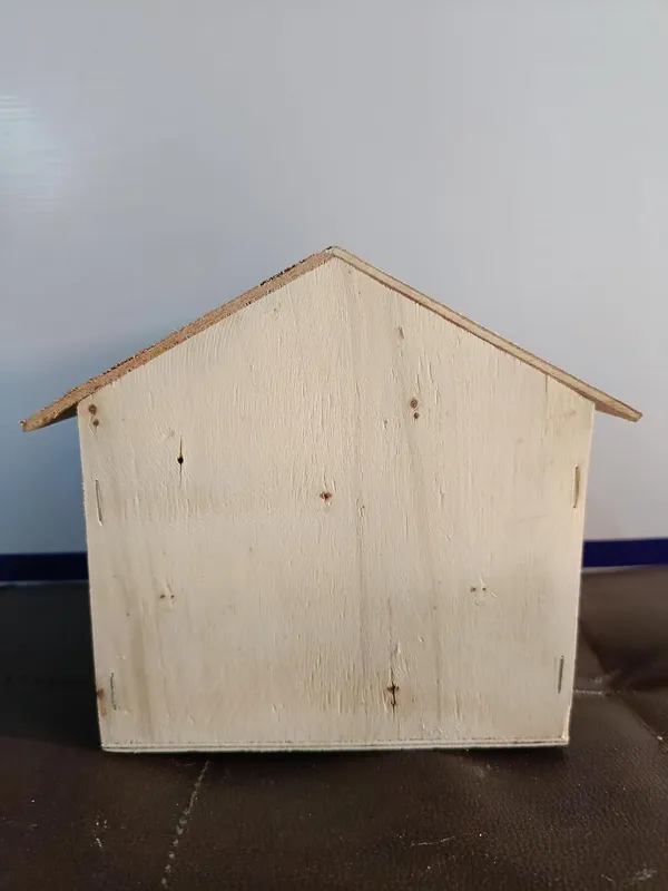 Bird_House_For_Balcony,_garden_and_home_decoration