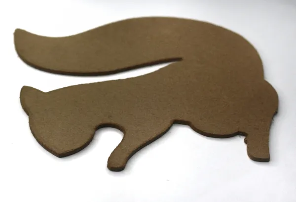 Squirrel_MDF_Cutout_For_Art_and_Craft_Science_Project_Home_Decoration_Pack_Of_2_Size_13_cm_X_13_cm_with_colors_and_brushes.