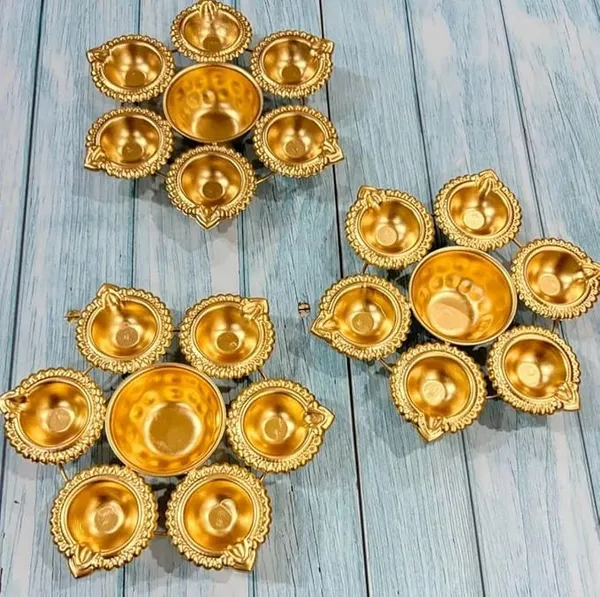 Golden_Round_Diyas_For_Floating_Flowers_(6_Boxes)