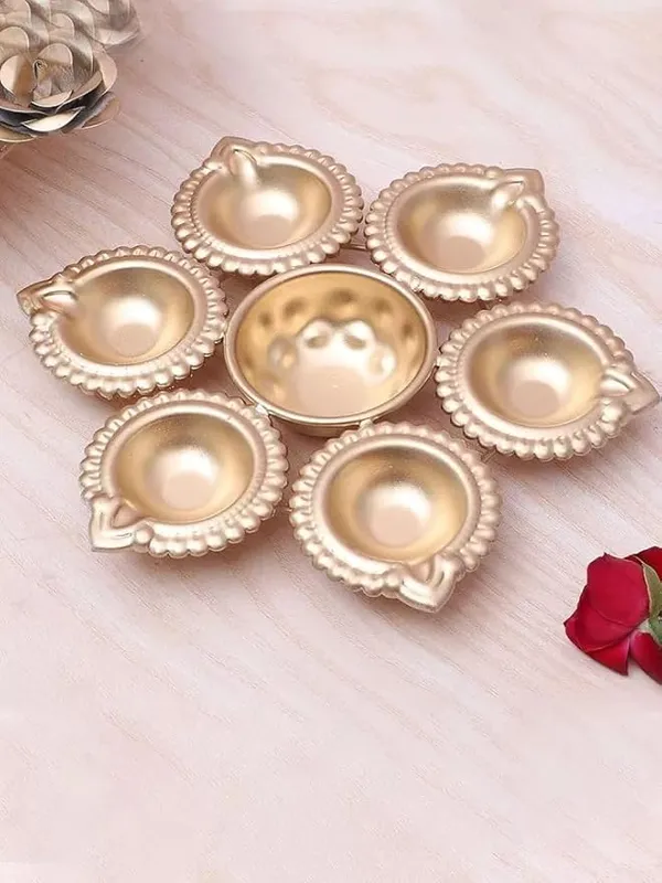 Golden_Round_Diyas_For_Floating_Flowers_(6_Boxes)