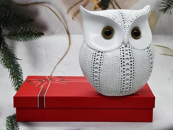 White_Modern_Classy_Handicraft_Lucky_Owl_Figurines_Showpiece
