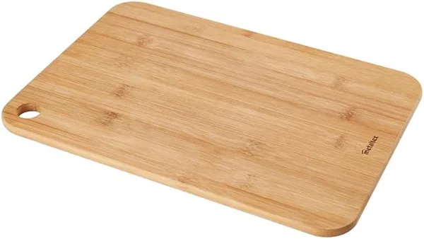 Light_Brown_Wooden_Rectangle_Cutting_&_Serving_Board