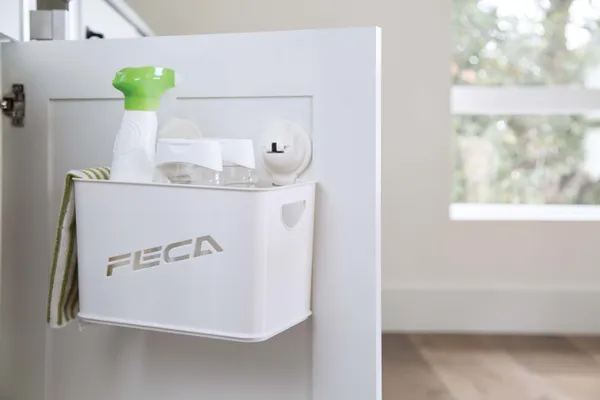 D5_Diana_Storage_Basket_with_2_Suction_Cup_-_White_-_Capacity:_10_kg