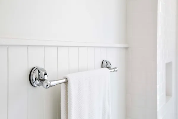 Silver_ABS_Stainless_Steel_Stainless_Steel_Bathroom_Towel_Bar_With_No_Drill__Chrome_Plated_Suction_Cup_Wall_Mount