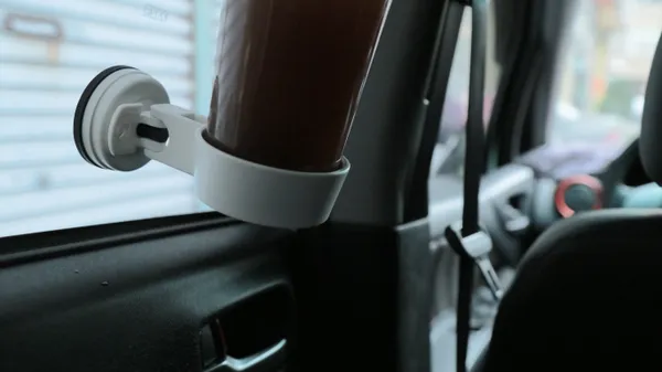 2_kg_Capacity_White__Heat_Resistant_Suction_Tumbler_Holder