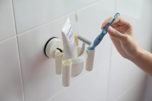 1_kg_Capacity__White_Heat_Resistant_Toothbrush__Holder_with_Suction_Cup_for_Bathroom
