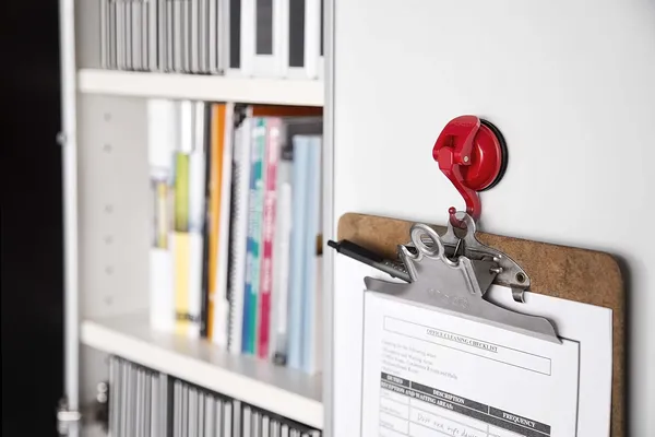 Red_ABS_Plastic_Suction_Hook
