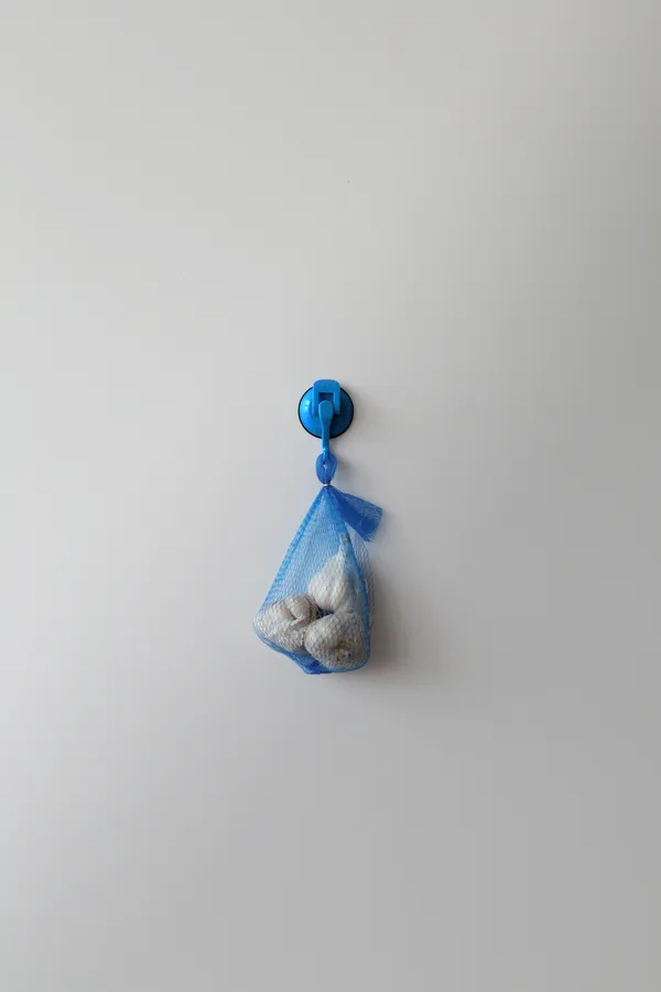 4_kg_Capacity_Blue_Powerful_Suction_Hook_-_Easy_to_Use,_Reusable,_and_Waterproof