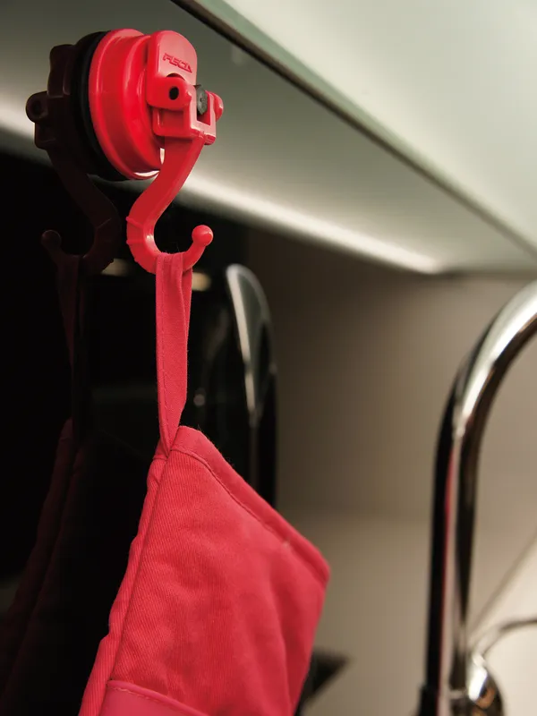 D26_Diana_Suction_Hook_-_4kgs_-_440481_-_Red