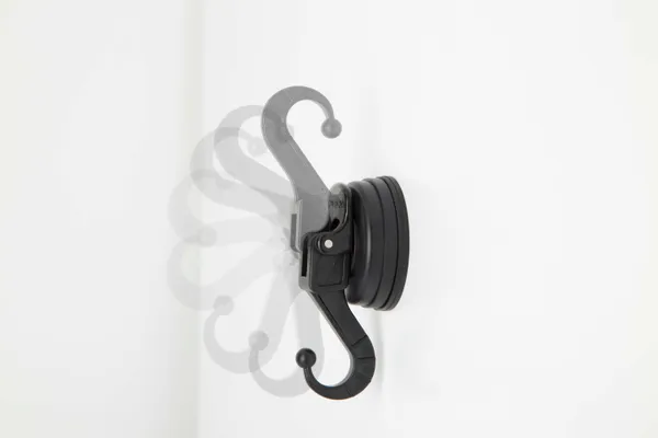 D26_Diana_Suction_Hook_-_4kgs_-_440481_-_Black
