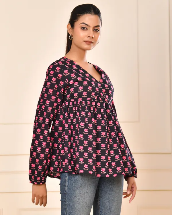 Floral_Print_V-Neck_Cotton_Top