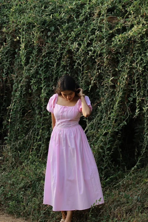 Blush_Pink_Puff_Sleeve_Midi_Dress