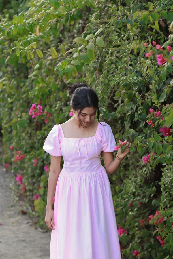 Blush_Pink_Puff_Sleeve_Midi_Dress