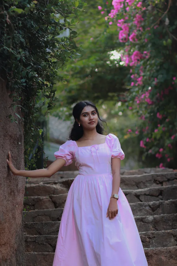 Blush_Pink_Puff_Sleeve_Midi_Dress
