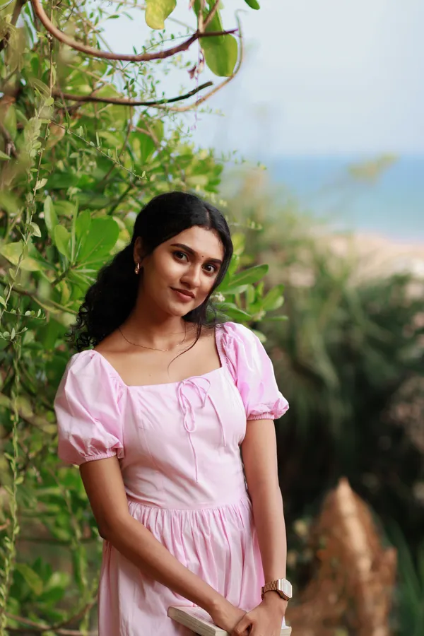 Blush_Pink_Puff_Sleeve_Midi_Dress