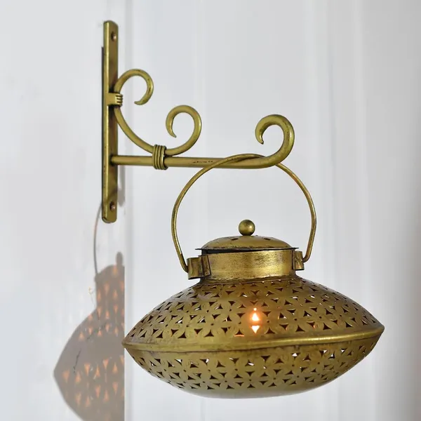Golden_Metal_Iron_Degchi/Incense_Holder_Style_For_Home_And_Pooja_Room_Decor_For_Diwali_Gifts_|_Home_Decoration_|_Gifts_|_House_Warming_Gifts