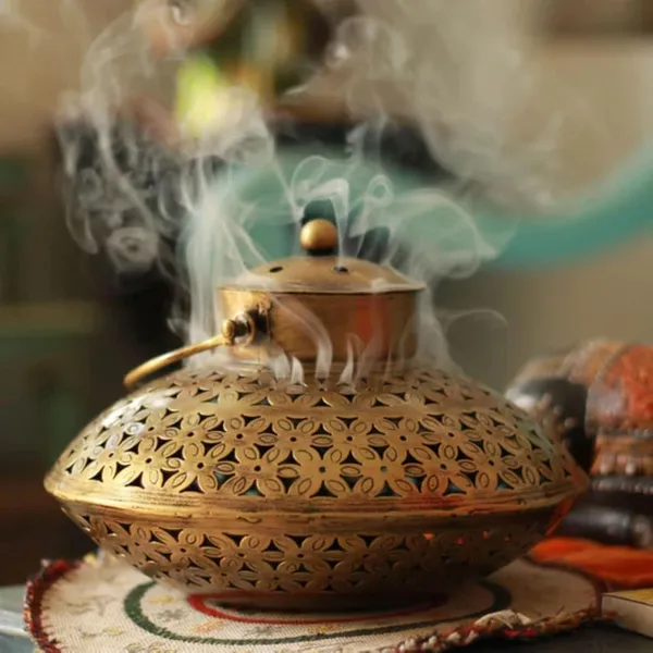 Golden_Metal_Iron_Degchi/Incense_Holder_Style_For_Home_And_Pooja_Room_Decor_For_Diwali_Gifts_|_Home_Decoration_|_Gifts_|_House_Warming_Gifts